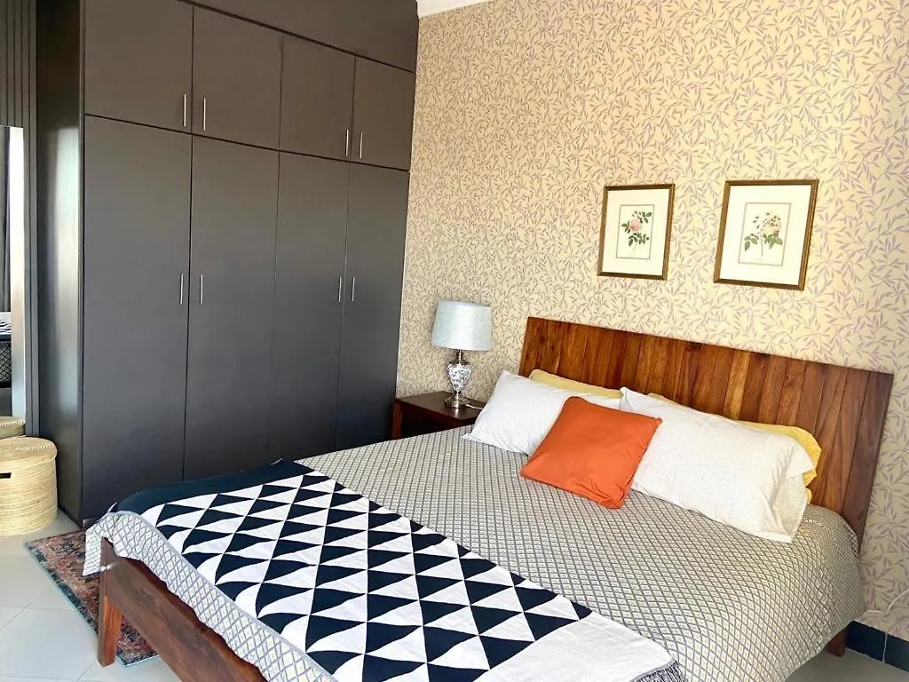 Apartment Apt With Power Back Up, Wi-Fi, 24/7 Security Kampala